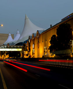 shoe shops in sahara center